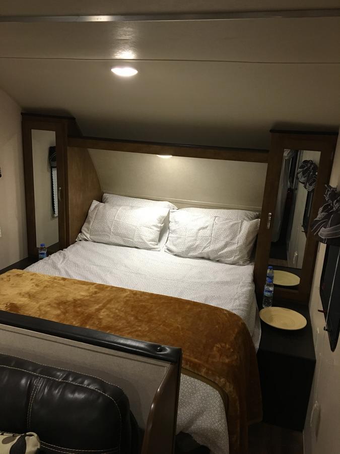 Caravan * Dubai